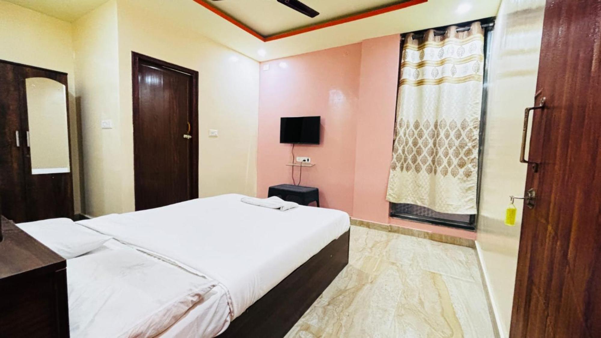 Hotel New Royal Ruby - Electronic City Phase 1 Kammasandra Exterior foto